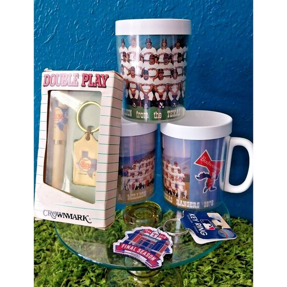 Vinatge Texas Rangers Collector Mugs, Key Chains and Pen - Picture 1 of 16